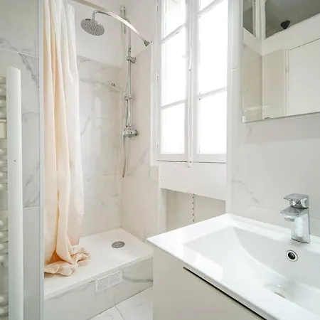 Studio Buttes-chaumont - Hautpoul - Iii * Παρίσι